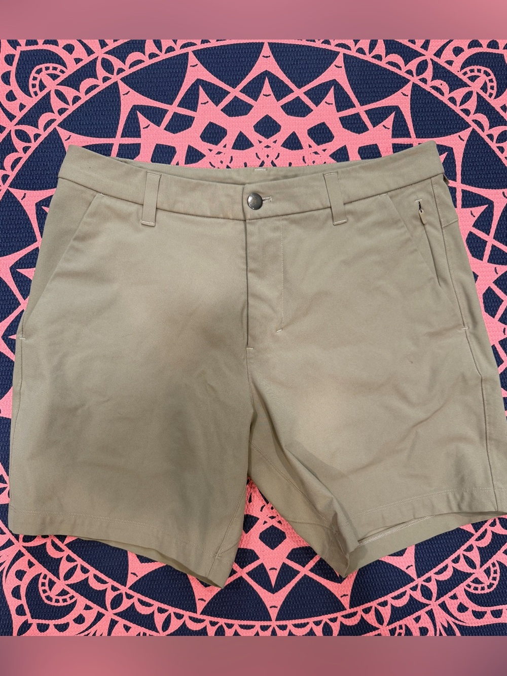 Lululemon Commission Shorts Mens 31 Tan 6" Inseam Golf Chino Khaki Athleisure